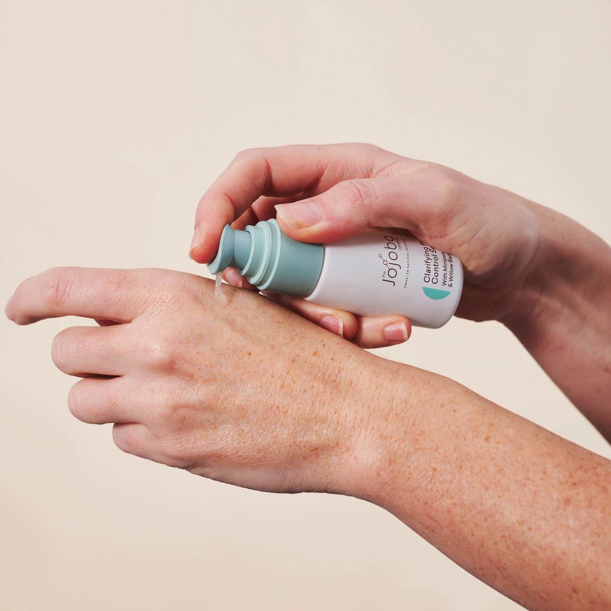 Jojoba Clarifying Pore Control Serum