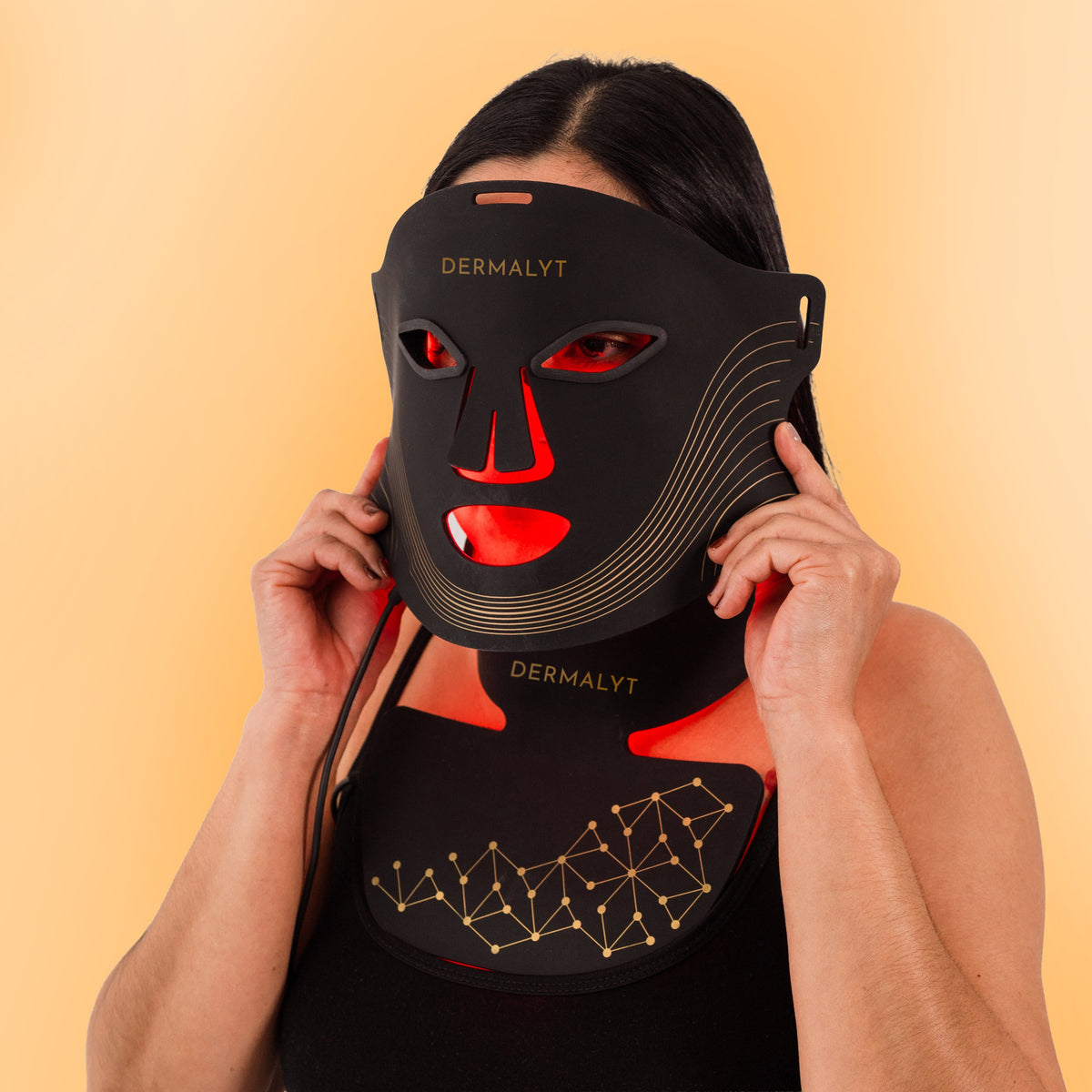 Dermalyt Pro LED face and neck mask in use